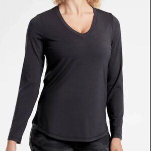 Athleta Essential V Neck Top Long Sleeve Black 1X EUC